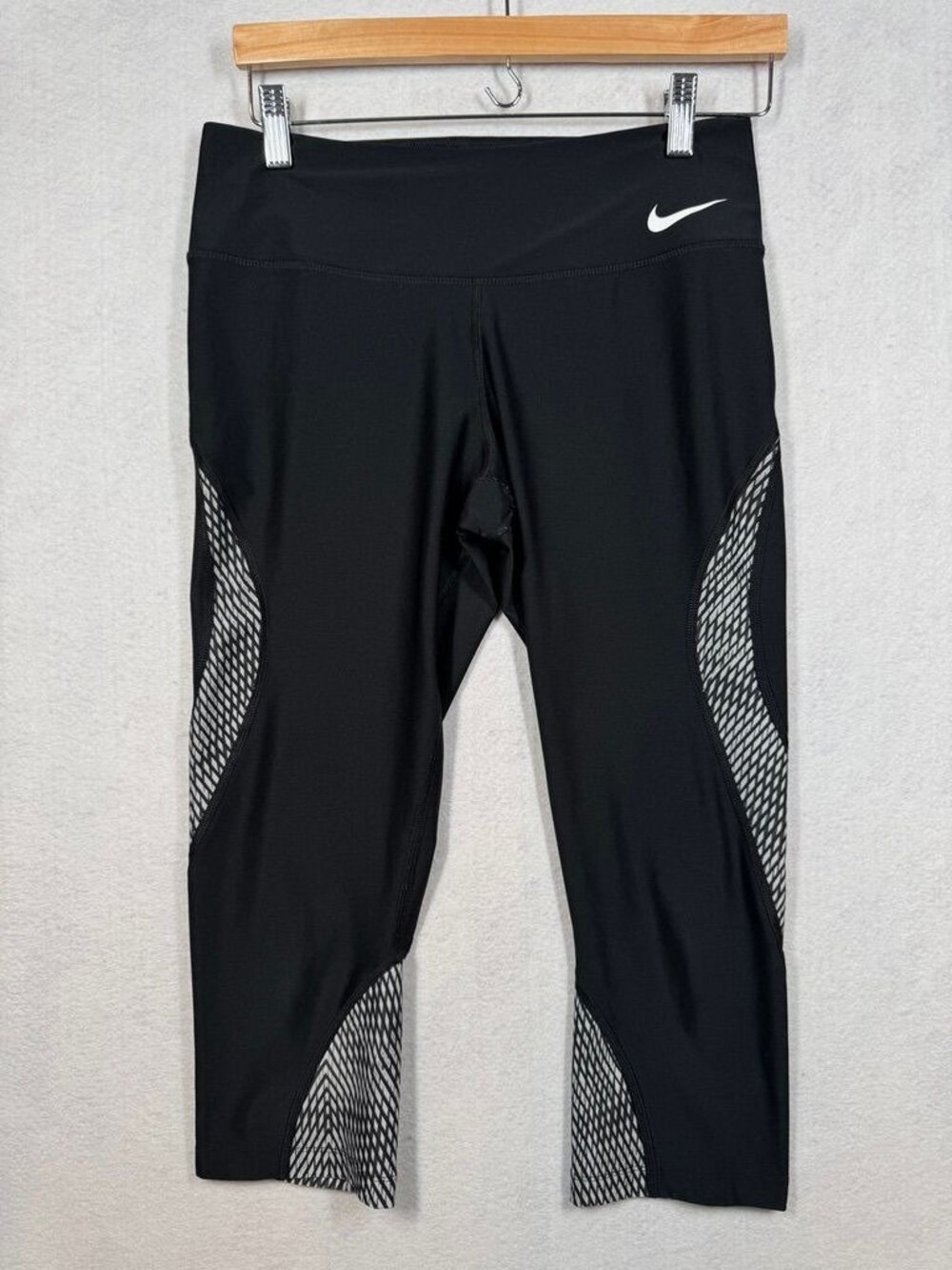 Nike Power Legendary Training Capris Black Cropped Leggings Women's Medium M